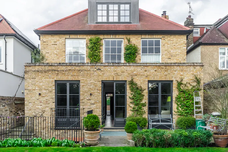 Mid-century Elegance in Barnes, E539 (photo 68)