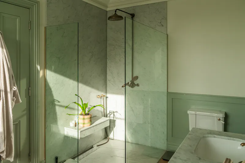 Shower at Mid-century Elegance in Barnes, E539 (photo 41)