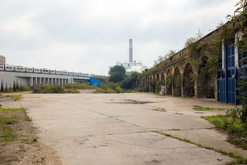 Versatile Bermondsey Arches, N561 (photo 10)