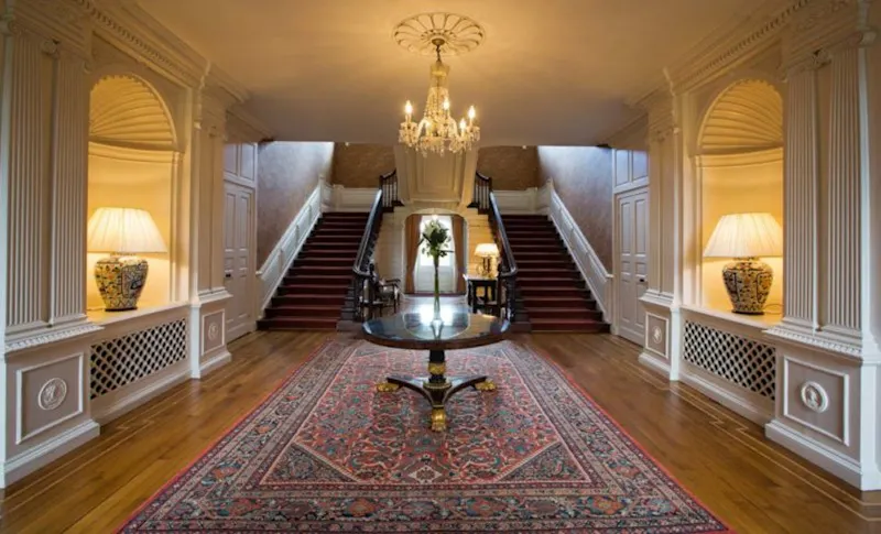 Staircase at Wantage country house estate , A832 (photo 2)