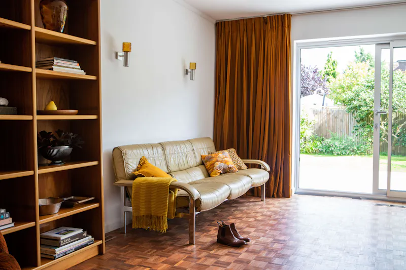 Mid-century modern in Burnham, D2815 (photo 16)