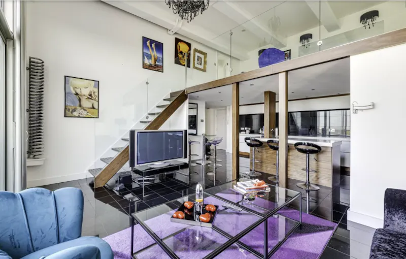 Open plan at Double-height Wandsworth apartment, F1255 (photo 1)