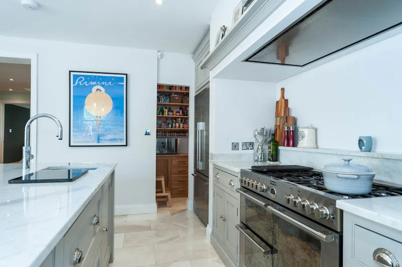 Victorian villa in Ascot, B2078 (photo 11)