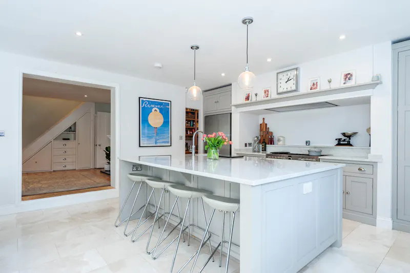 Victorian villa in Ascot, B2078 (photo 6)