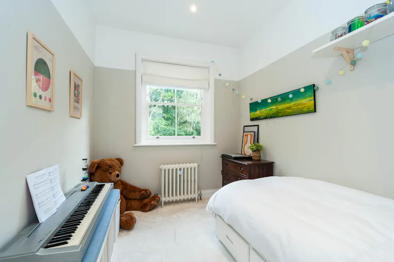 Victorian villa in Ascot, B2078 (photo 30)