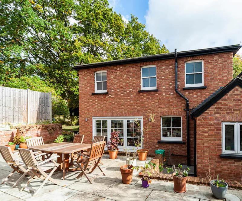Victorian villa in Ascot, B2078 (photo 40)