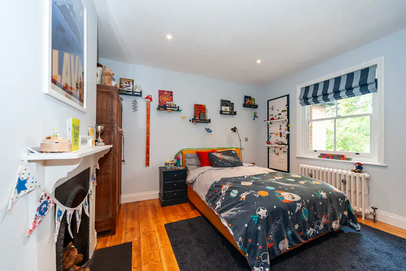 Bedroom at Victorian villa in Ascot, B2078 (photo 33)