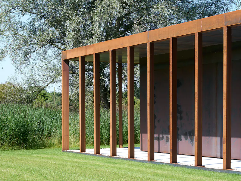 Sleek steel Cambridge House, K510 (photo 29)