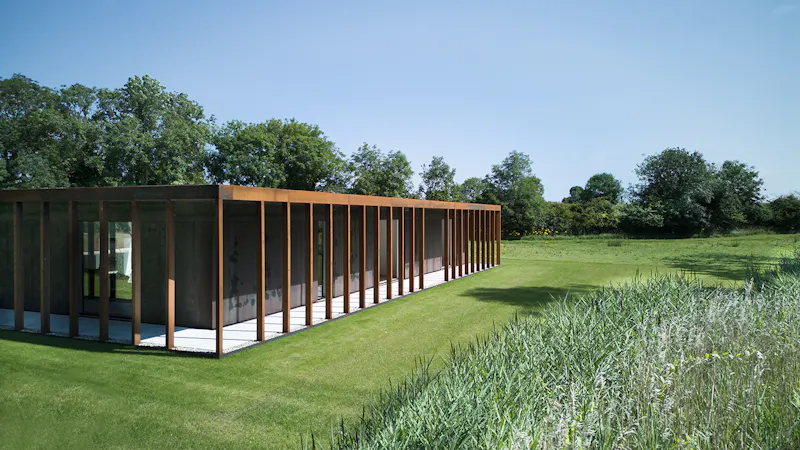 Sleek steel Cambridge House, K510 (photo 60)