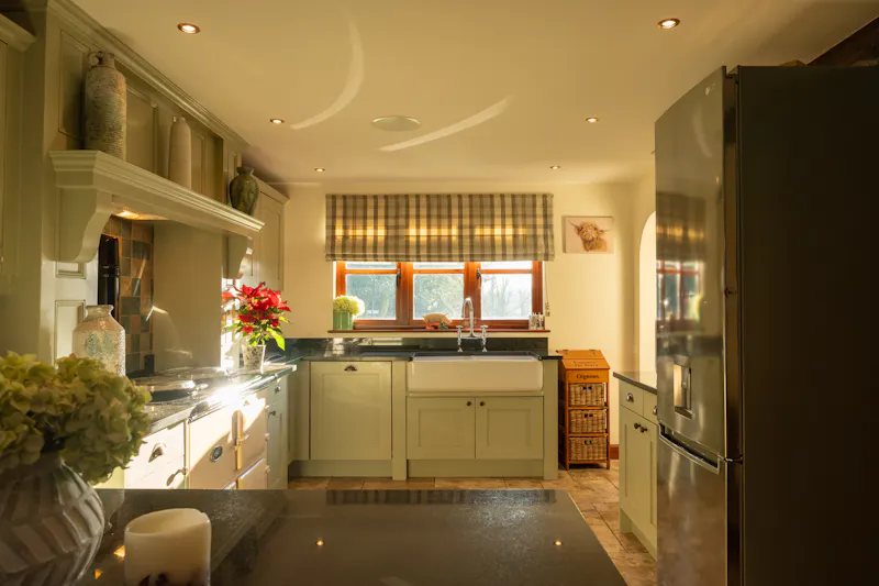 Cosy Surrey Cottage, C947 (photo 5)
