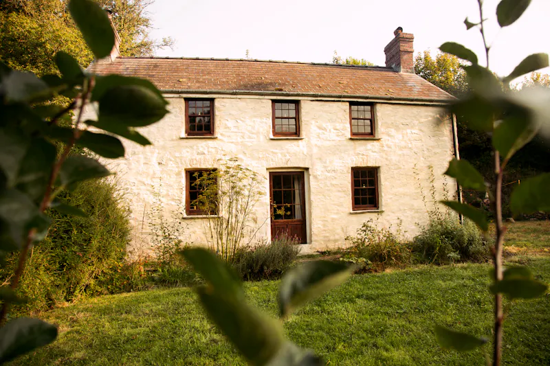 Remote Welsh Cottage and Cabin, C945 (photo 1)