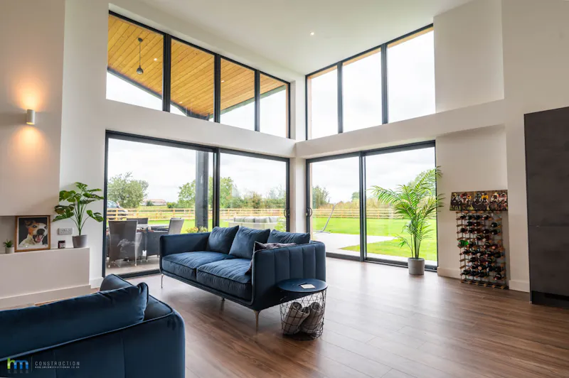 Stylish Somerset Barn Conversion, L763 (photo 8)