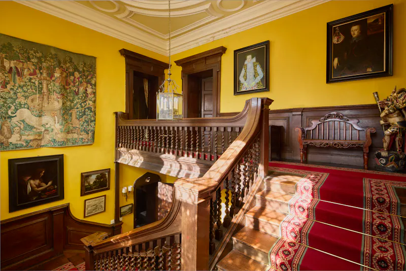 Elizabethan Maidstone manor, M11 (photo 20)