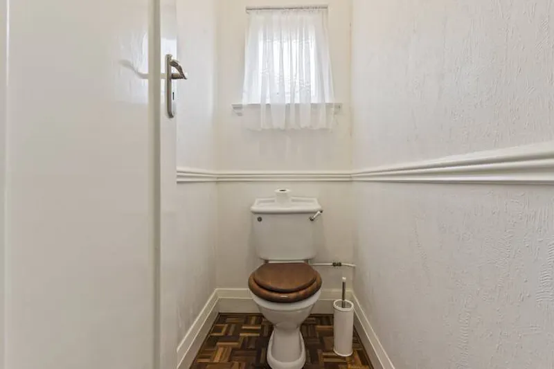 Bathroom at 1930's Suburban Notts Home, D2814 (photo 16)