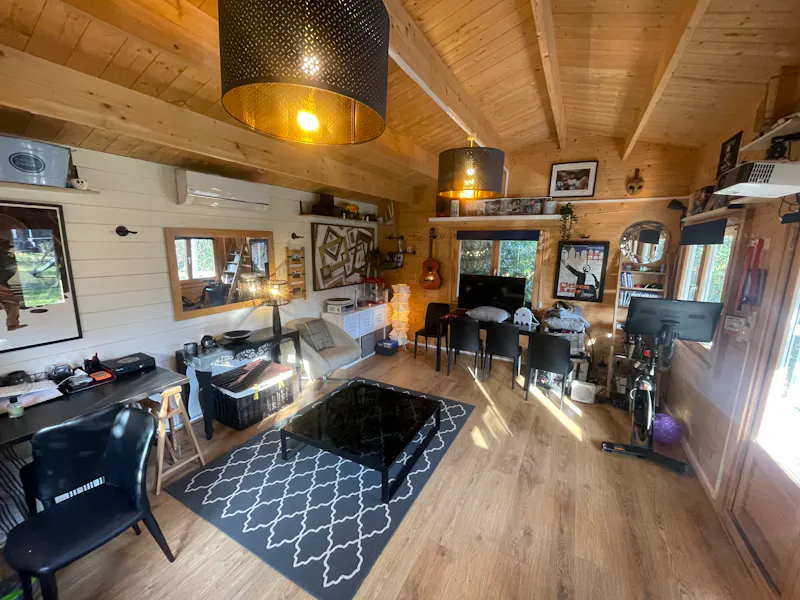 Studio at Modern Bromley Farmhouse, B2071 (photo 51)