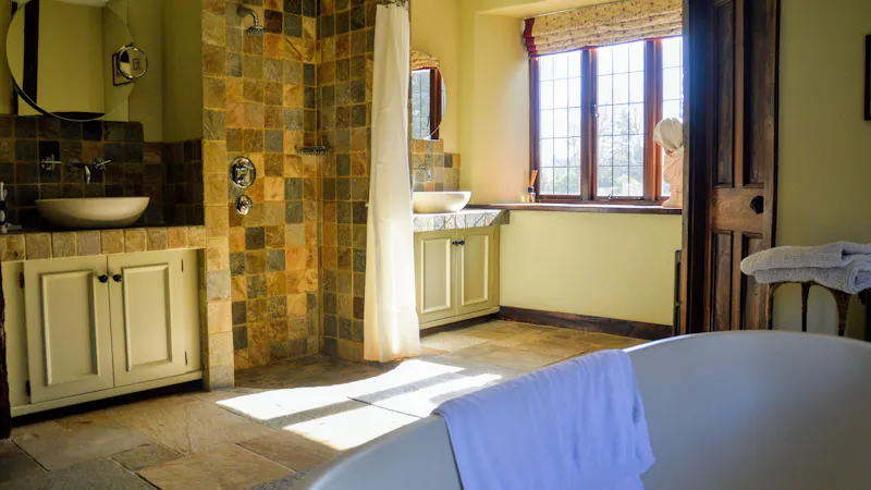 Crittall windows at Stately Bedfordshire Manor, H193 (photo 11)