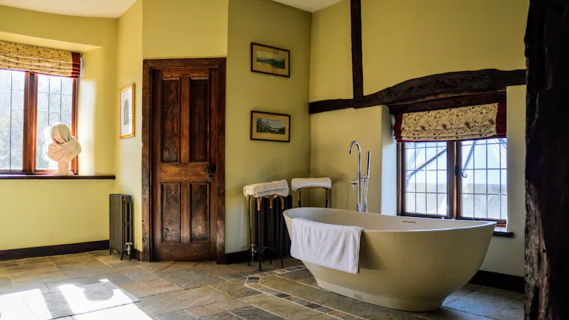 Stately Bedfordshire Manor, H193 (photo 12)