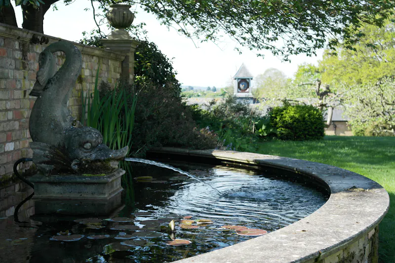 Stately Bedfordshire Manor, H193 (photo 25)