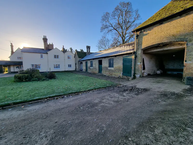 Stately Bedfordshire Manor, H193 (photo 28)