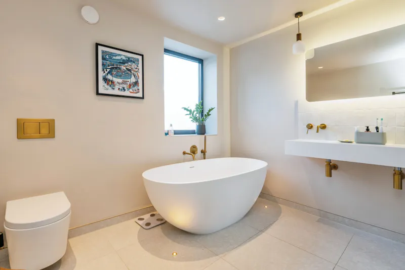 Floor - tiled at Smart Harringay Terrace, B2074 (photo 18)