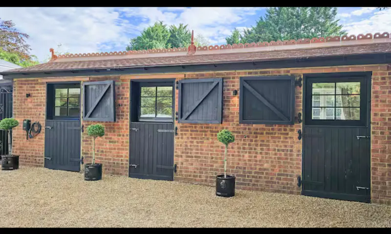 Stable / Outbuildings at Classy Shenley Cottage, C946 (photo 20)