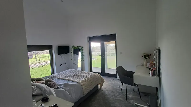 Stylish Somerset Barn Conversion, L763 (photo 39)