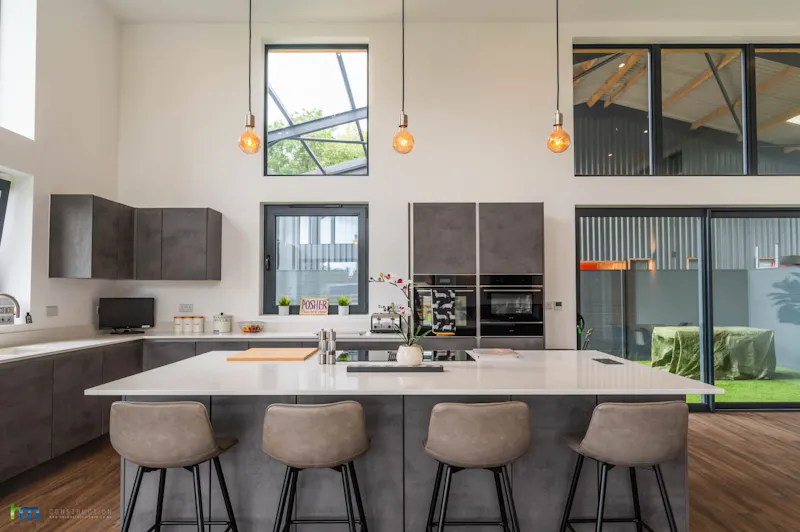 Stylish Somerset Barn Conversion, L763 (photo 14)