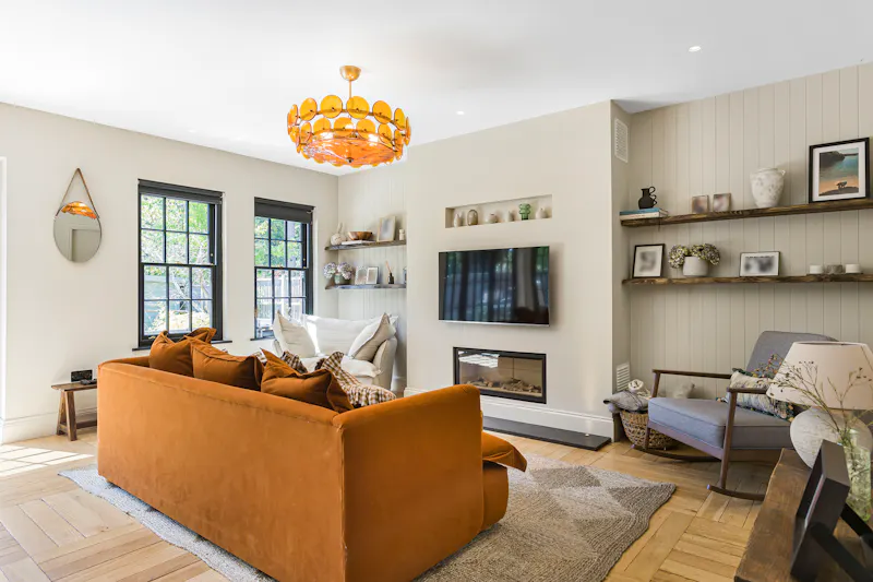 Elegant Radlett double-fronted home, D2813 (photo 8)
