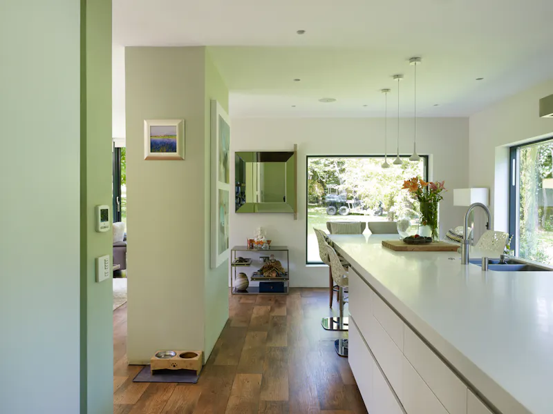 Kitchen at Stunning modern house Hempstead, D2592 (photo 7)