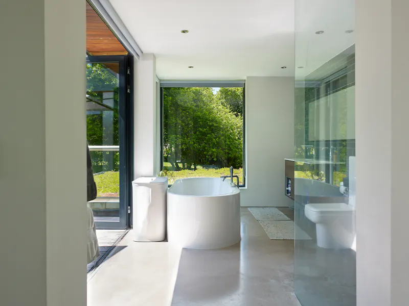 Bathroom at Stunning modern house Hempstead, D2592 (photo 25)