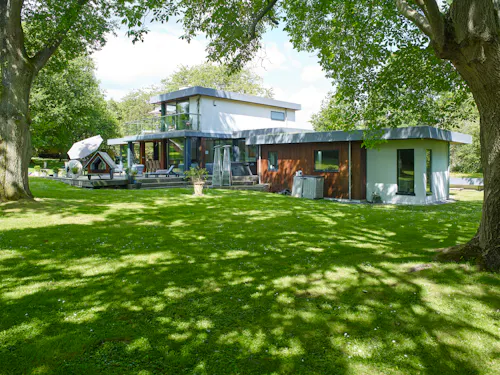 Stunning modern house Hempstead, D2592