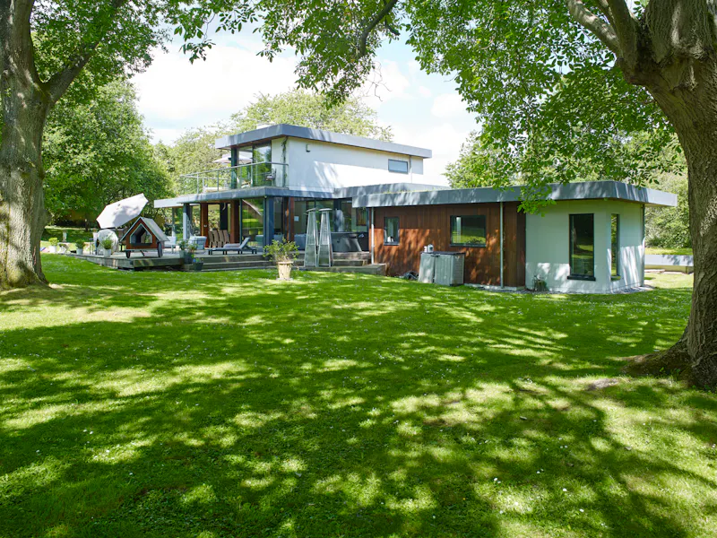Stunning modern house Hempstead, D2592 (photo 2)