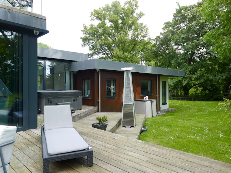 Stunning modern house Hempstead, D2592 (photo 39)