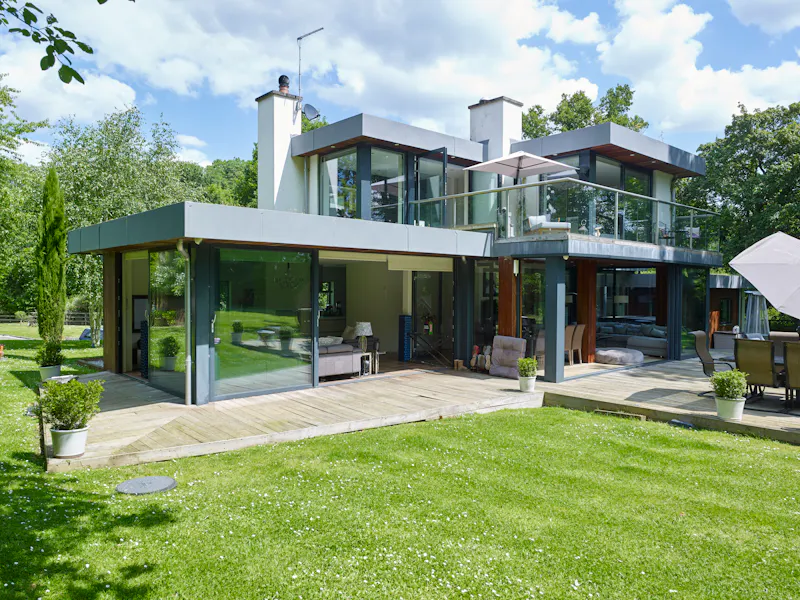 Stunning modern house Hempstead, D2592 (photo 1)