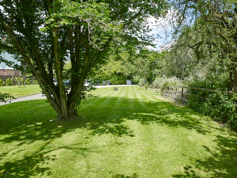 Stunning modern house Hempstead, D2592 (photo 84)