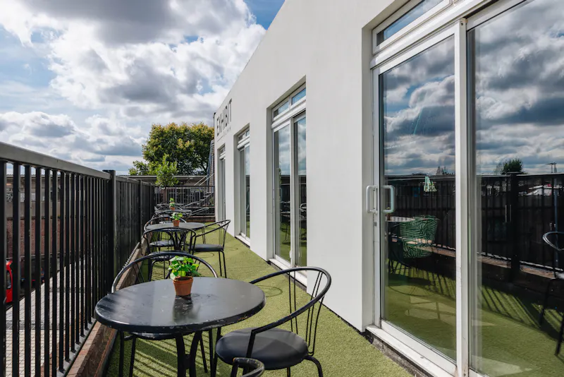 Balcony at Balham Multifunctional space, R863 (photo 24)