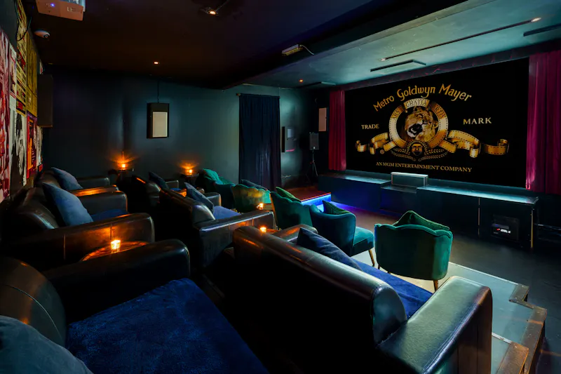 Home cinema at Balham Multifunctional space, R863 (photo 25)