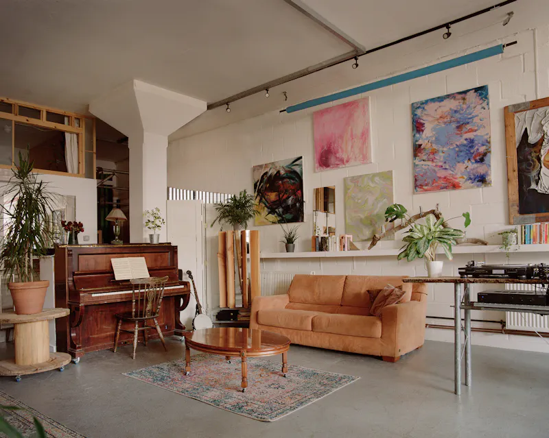 Sitting room at Hackney Wick Loft Space, N562 (photo 3)