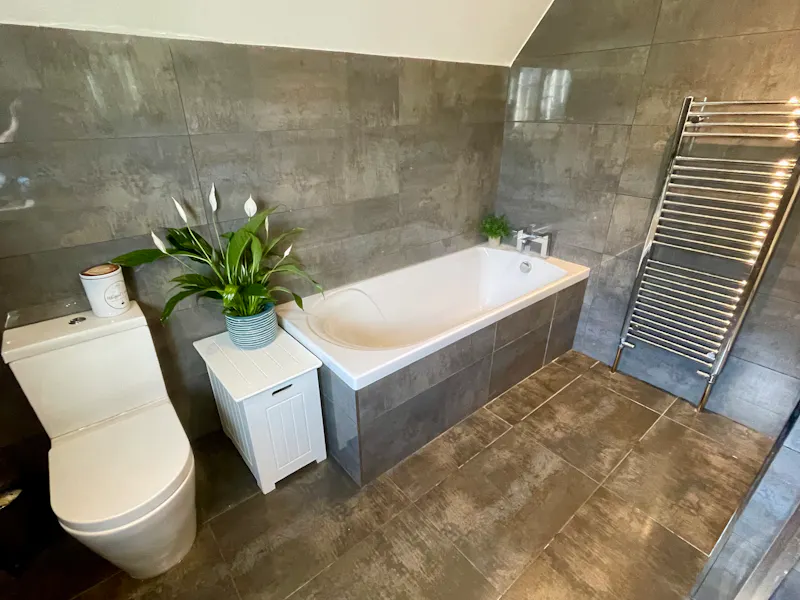 Modern Bromley Farmhouse, B2071 (photo 32)