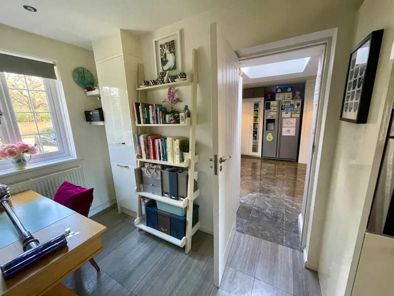 Modern Bromley Farmhouse, B2071 (photo 22)