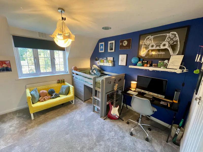 Bedroom - child's at Modern Bromley Farmhouse, B2071 (photo 33)