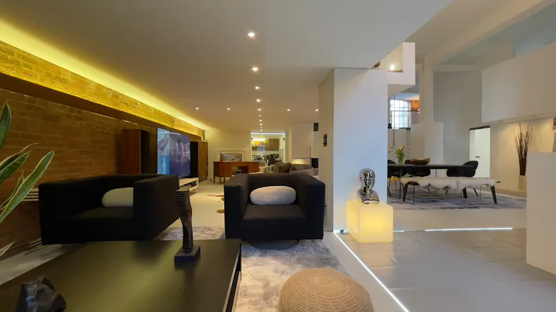 Open plan at Modern Poplar Factory Flat, F1261 (photo 9)