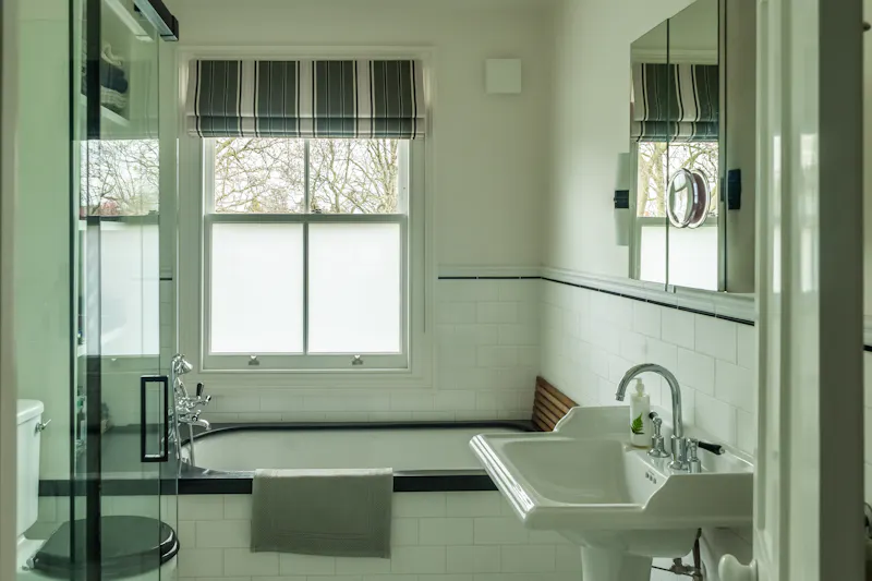 Bath at Light filled Putney Townhouse, A1450 (photo 49)