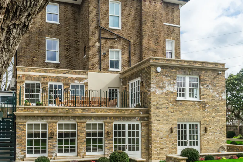 Light filled Putney Townhouse, A1450 (photo 59)