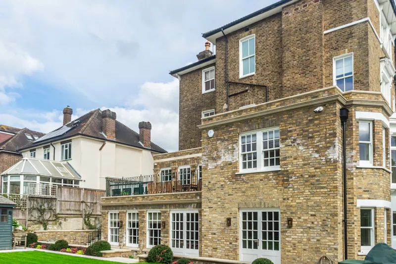 Light filled Putney Townhouse, A1450 (photo 62)