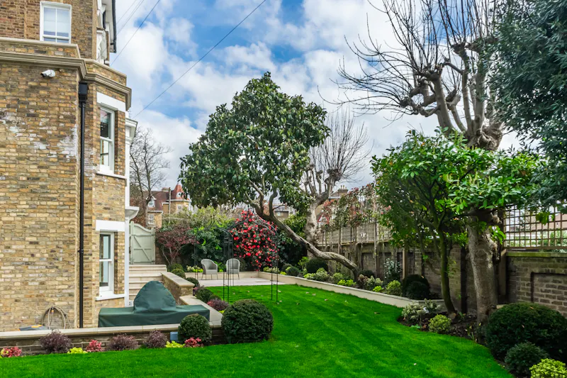 Light filled Putney Townhouse, A1450 (photo 63)