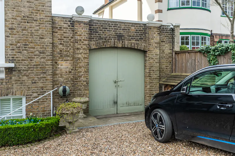 Light filled Putney Townhouse, A1450 (photo 68)