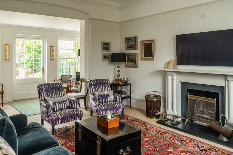 Light filled Putney Townhouse, A1450 (photo 5)