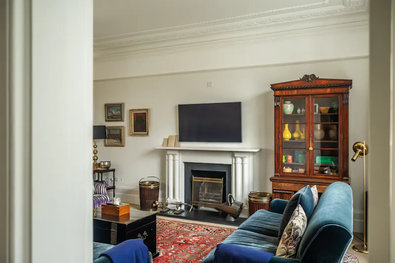 Light filled Putney Townhouse, A1450 (photo 4)
