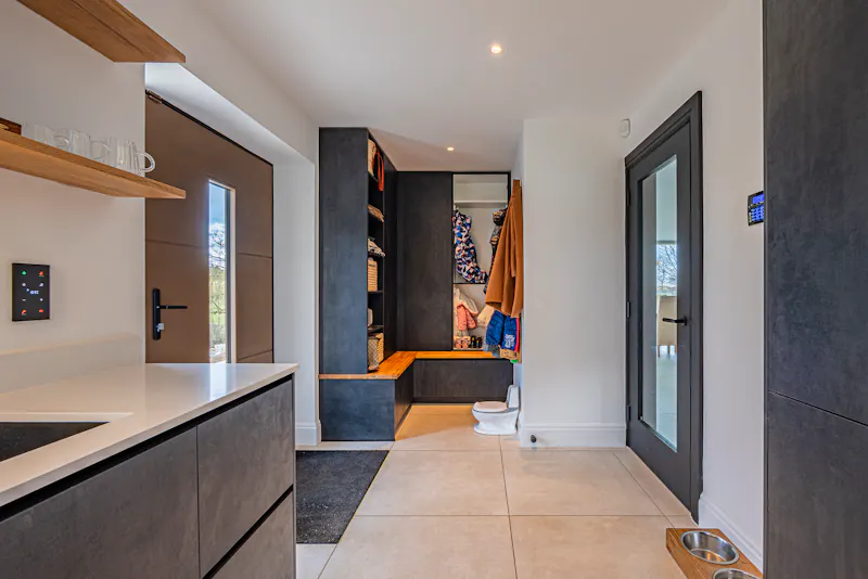 Floor - tiled at Luxurious Herts Farmhouse, L764 (photo 19)